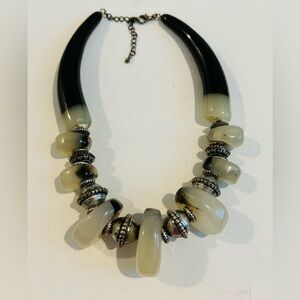 Elegant African Inspired Vintage Faux Horn Silver-tone Beaded Necklace